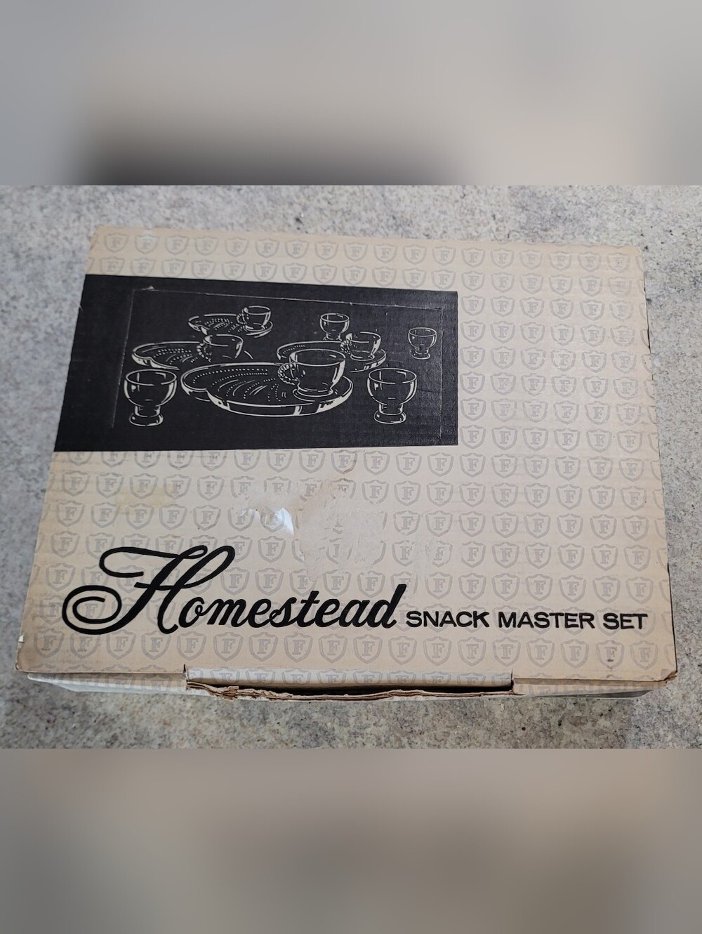 NOS Federal Glass Co. Homestead Snack Master Clear Set 4 Trays/8 Cups